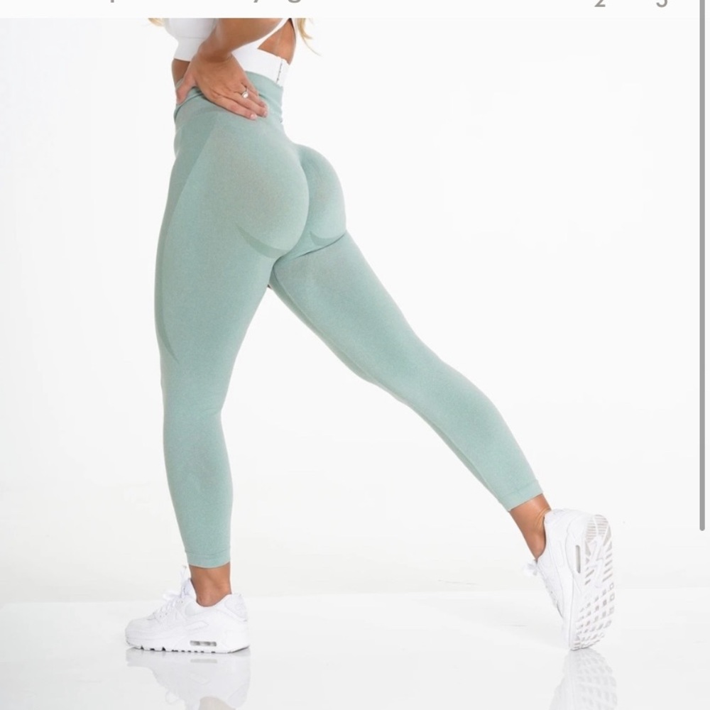 NVGTN Leggings M sage green